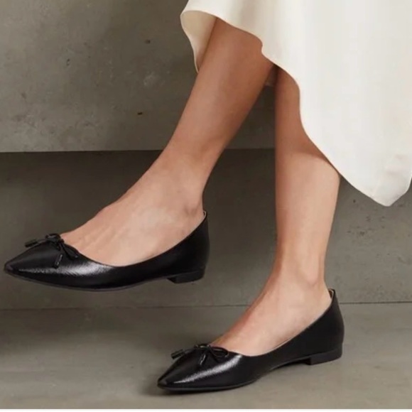 Prada saffiano leather bow tie flats. Size 37.5 - Picture 10 of 11